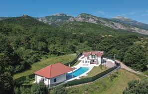 Exterior - Luxurious home in Hrvace (Hrvace)