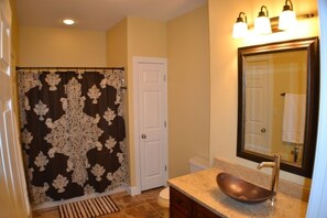 Hair dryer, towels, soap, shampoo - Bellawood Resort #1 Lakefront Cabin with Boat Slip - Unobstructed View! (Greers Ferry)