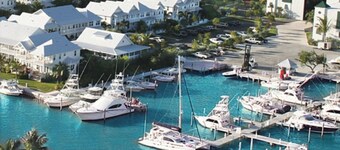 Beautiful Coral Lagoon # 12 - Waterfront - Boat Slip & Heated Pool