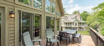 Slopeside Luxury Dog Friendly Retreat w/ Hot Tub