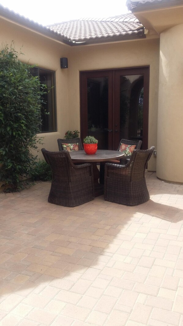 Outdoor dining - Vacation Rental Available (Scottsdale)
