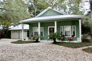 Exterior - Private Pool-4 Bikes-Updated Home-`Endless Summer` (Santa Rosa Beach)