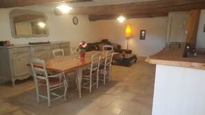 Interior - For rent Provencal mas adjoining (Barbentane)