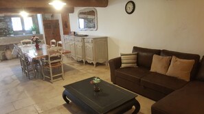 Interior - For rent Provencal mas adjoining (Barbentane)