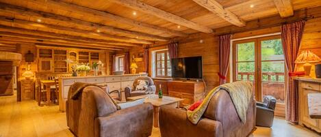 Télévision, cheminée