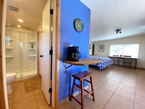 アイロン / アイロン台、WiFi、ベッドシーツ