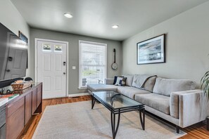 Smart TV, stereo, printers