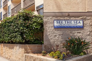 Exterior detail - STEPS TO THE SAND REMODELED CONDO (San Diego)