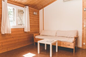 Televisión, tenis de mesa y libros 