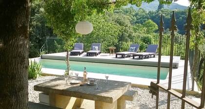 CEVENNES: Hiking, forest bathing, gathering... weekly rentals.