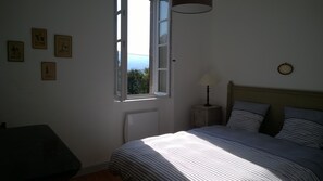 3 Schlafzimmer, Bügeleisen/Bügelbrett, WLAN, Bettwäsche