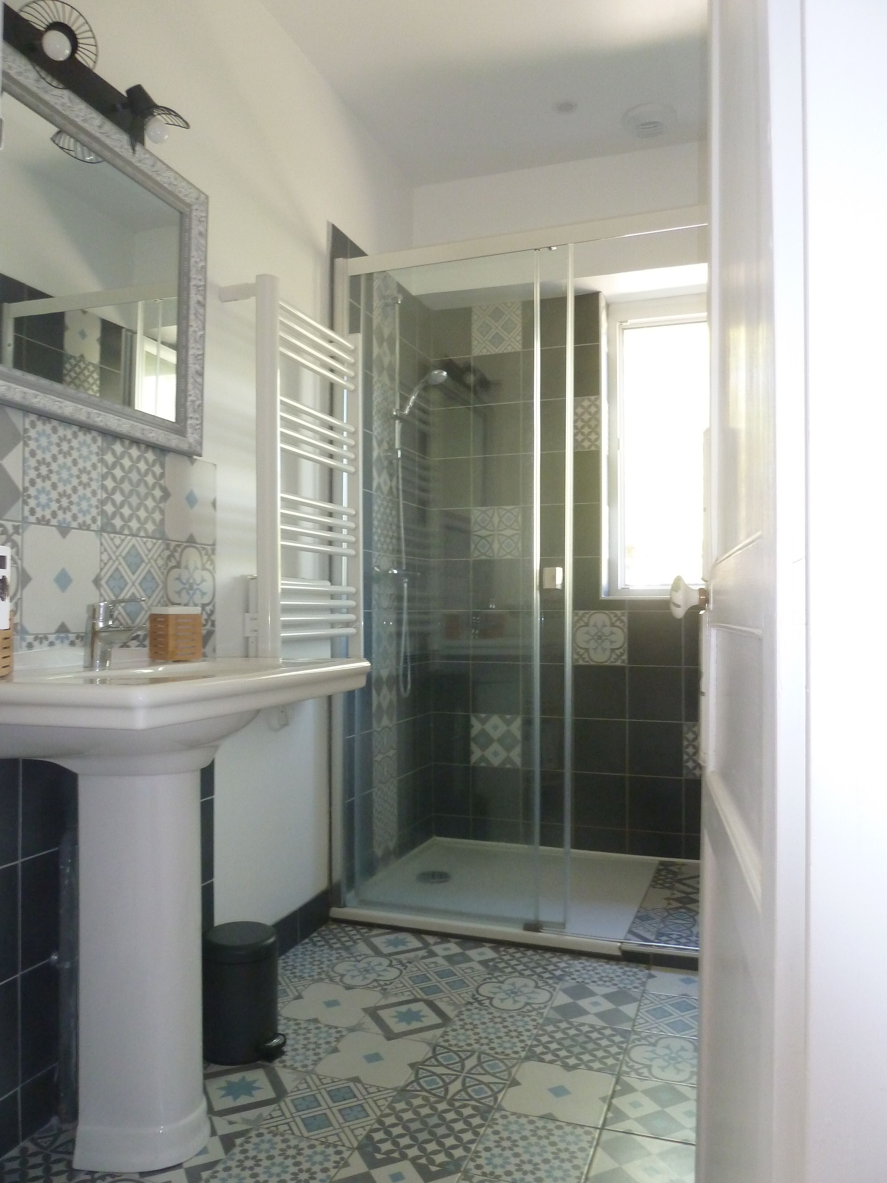 Een douche, een haardroger