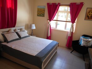 3 bedrooms, in-room safe, iron/ironing board, free WiFi