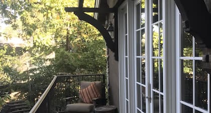 Hiljainen, viehättävä guesthouse kävelymatkan päässä keskustasta San Carlos