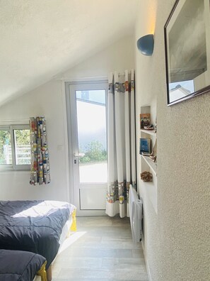 1 bedroom, iron/ironing board, free WiFi
