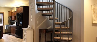 Penthouse in the heart of Downtown Fargo with private rooftop patio