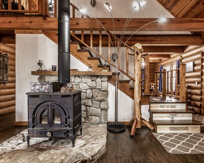 CIDER CABIN - Brown County's Finest Log Cabin