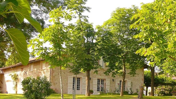 Unclassified image, 1 of 21, button - Traditional stone house in the heart of Gascony a lot of quiet character (Sainte-Gemme)