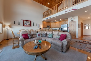 Smart TV, fireplace, DVD player, books