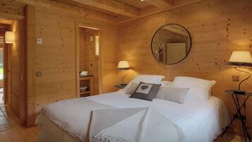 4 chambres, fer et planche Ă repasser, Wi-Fi, draps fournis