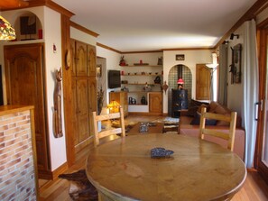Interior - Jean Marburger (Meribel les Allues)