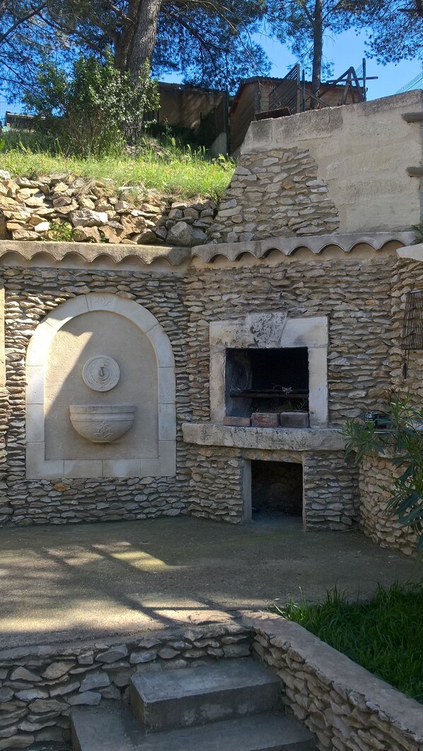 Enceinte de lâhĂ©bergement