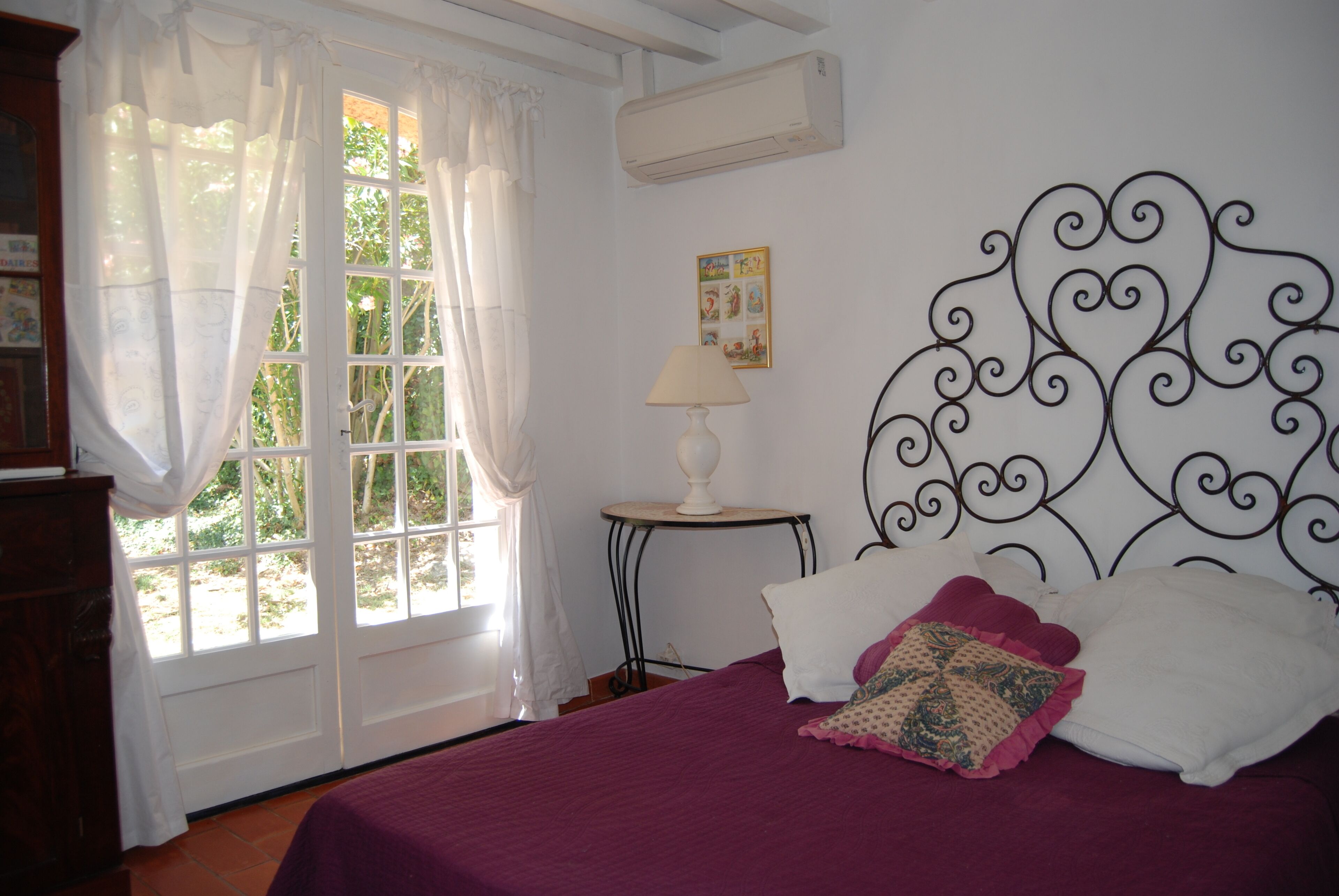 4 chambres, fer et planche à repasser, lit parapluie, Wi-Fi gratuit