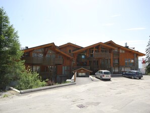 Exterior - 2-room apartment with balcony near slopes, free WIFI (La Rosière)