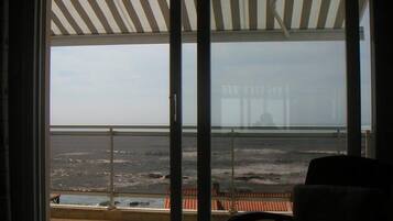 Vue sur la plage/lâocĂ©an