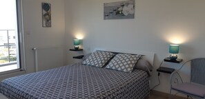 3 bedrooms, desk, iron/ironing board, free WiFi - SEA VIEW HOUSE WITH ALL COMFORTS IN A QUIET LOCATION LARGE GARDEN CLOSE TO BEACHES (Clohars-Carnoët, Le Pouldu)