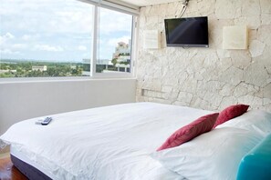 Free WiFi, bed sheets - Ocean Front Suites by Rodero Condos (Cancun)