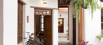UNIQUE & STYLISH Boutique-Colonial Loft @ Quito Centro Historic