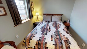 3 多间卧室、熨斗/熨衣板、旅行婴儿床、WiFi