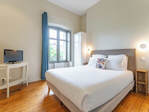 2 dormitorios, tabla de planchar con plancha, wifi y ropa de cama