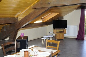 Dining - RIVER OF THE LAKE: T2bis of 55 m2 (Clairvaux-les-Lacs)