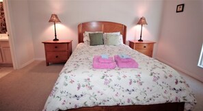Family Villa, Private Pool, Garden Area | 4 bedrooms, laptop workspace, iron/ironing board, bed sheets