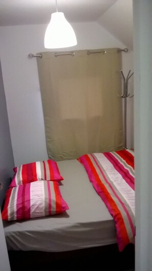 2 dormitorios y ropa de cama