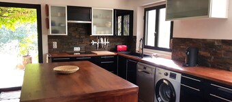 Magnificent villa in the hills of Pagnol