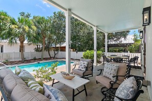 Immagine non classificata, 5 di 63, pulsante