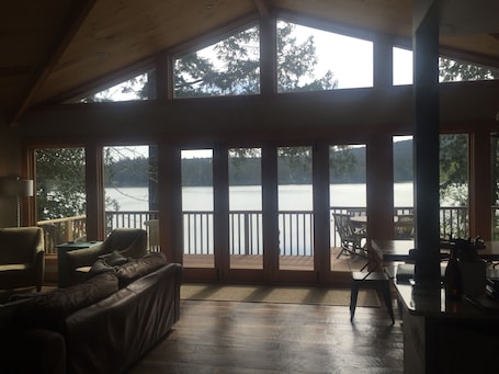 Smart TV, fireplace, DVD player, table tennis. Roche Harbor Bayfront Escape: Luxe Retreat with Kayaks, Deck & Wildlife Views