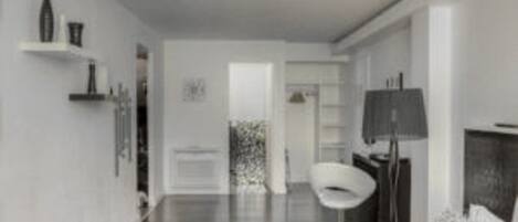 1 chambre, fer et planche à repasser, accès Internet, draps fournis