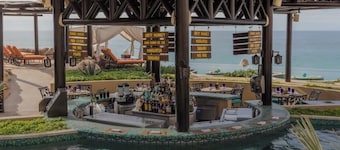 Luxury 3 bd Penthouse at Grand Solmar Land’s End 