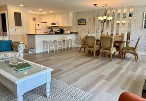 Interior - Blind Pass Condos at Bowman's Beach E204 on beautiful Sanibel Island (Sanibel)