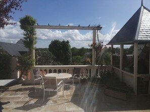 Outdoor dining - Bed and Breakfast in Montrichard near zoo Beauval (Montrichard)