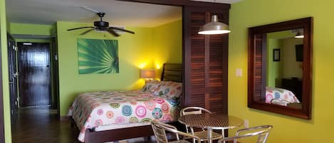 1 bedroom, iron/ironing board, internet, bed sheets