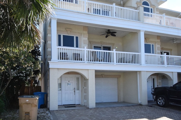 Seascape Villa unit A