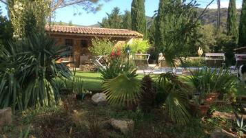 Jardines del alojamiento