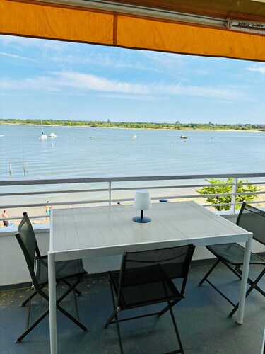 Contemporary T3 apartment on the front line of the Arcachon basin