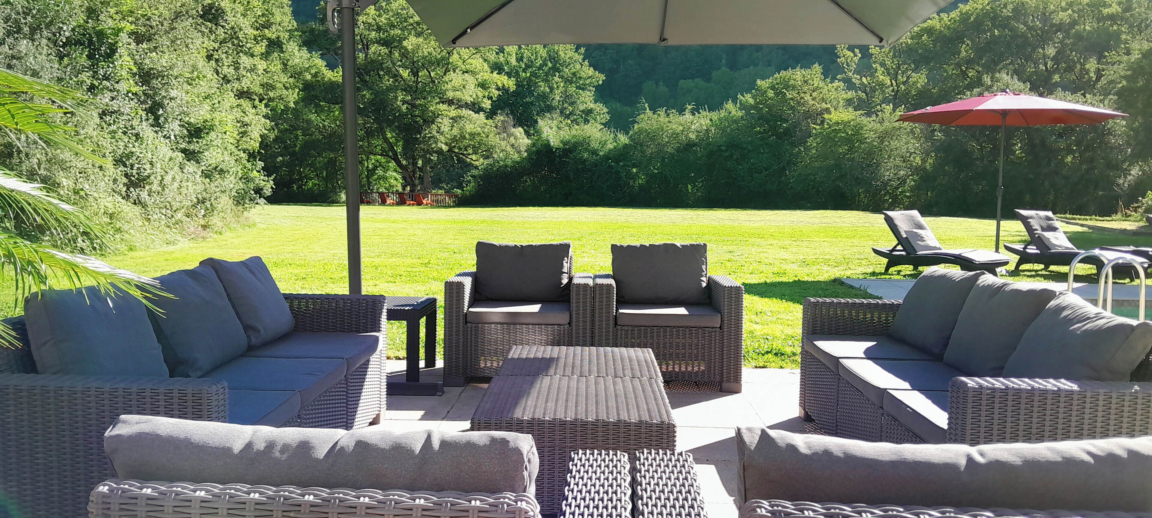 salon de jardin en terrasse.