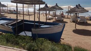 Platja a a prop